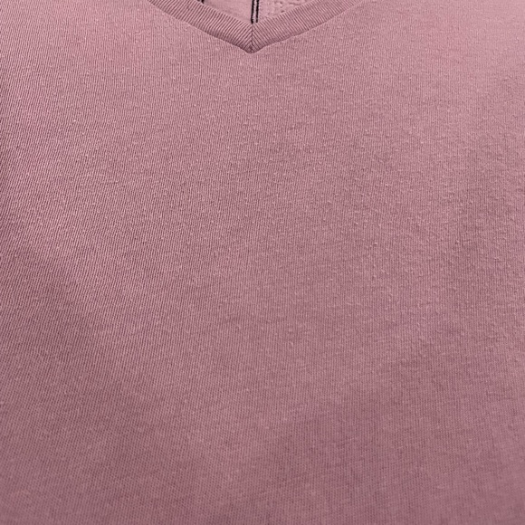 Pink Tops - Picture 5 of 10